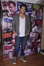 Siddharth Shukla unveils Magna magazine_s latest issue in Mumbai on 31st July 2014 (19)_53db59a2c261a.JPG