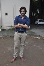 Ali Fazal at Sippy_s Sonali Cable poster shoot in Mehboob, Mumbai on 1st Aug 2014 (186)_53dcc713eb0d8.JPG