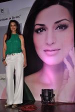 Sonali Bendre at Orliflame launch in Blue Frog, Mumbai on 1st Aug 2014 (286)_53dccdc7b872d.JPG
