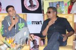 Akshay Kumar, Prakash Raj at the promotion of movie It_s entertainment in south on 4th Aug 2014 (171)_53e1c70bcdeda.jpg