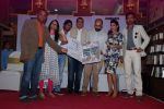 Nawazuddin Siddiqui, Ritesh Batra, Nimrat Kaur, Irrfan Khan at Lunchbox DVD launch in Infinity, Mumbai on 6th Aug 2014 (172)_53e3602ab191d.JPG