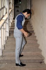 Emraan Hashmi on the sets of Captain Tiao in Mumbai on 10th Aug 2014 (35)_53e8bde1a2126.JPG