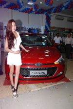 Sara Khan launches Hyundai i20 Elite in Mumbai on 11th Aug 2014 (272)_53e9ddcb5dc0e.JPG
