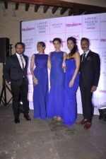 at Shantanu Nikhil lakme preview in Bungalow 8 on 11th Aug 2014 (105)_53ea12a88e06c.JPG