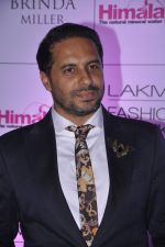 at Shantanu Nikhil lakme preview in Bungalow 8 on 11th Aug 2014 (52)_53ea125f9b190.JPG