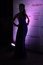 at Shantanu Nikhil lakme preview in Bungalow 8 on 11th Aug 2014 (61)_53ea126b18aac.JPG