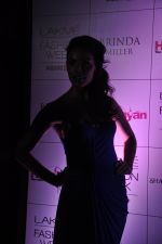 at Shantanu Nikhil lakme preview in Bungalow 8 on 11th Aug 2014 (66)_53ea1271e7095.JPG