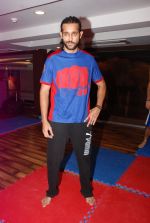 Akhil Kapur at Gold Gym introduces Wolverine workout in Bandra, Mumbai on 12th Aug 2014 (328)_53eb096b719cf.JPG