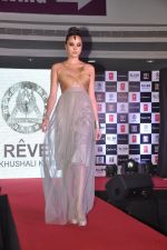 Model on ramp to promote Creature 3d film in R City Mall, Mumbai on 12th Aug 2014 (387)_53eb6ee06e295.JPG
