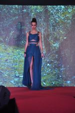 Model on ramp to promote Creature 3d film in R City Mall, Mumbai on 12th Aug 2014 (427)_53eb6f1784df4.JPG