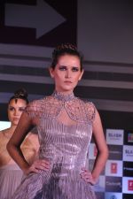 Model on ramp to promote Creature 3d film in R City Mall, Mumbai on 12th Aug 2014 (560)_53eb6fcc88380.JPG