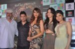 Vikram Bhatt, Bhushan Kumar, Bipasha Basu, Khushali Kumar, Tulsi Kumar on ramp to promote Creature 3d film in R City Mall, Mumbai on 12th Aug 2014 (85)_53eb70bdabb3d.JPG