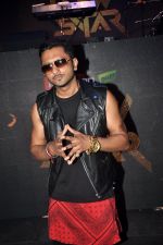 Yo Yo Honey Singh at Star Plus Raw launch in Hard Rock Cafe on 13th Aug 2014 (90)_53ec5b38b45f4.JPG