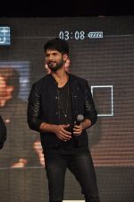 Shahid Kapoor at Haider promotions at Umang College festival  in Parle, Mumbai on 15th Aug 2014 (210)_53ef4aaf29887.JPG