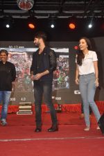 Shraddha Kapoor, Shahid Kapoor at Haider promotions at Umang College festival  in Parle, Mumbai on 15th Aug 2014 (143)_53ef4b1589ce9.JPG