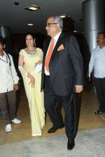 Boney Kapoor and Sridevi at Rajiv Reddy_s engagement in Hyderabad on 17th Aug 2014 (42)_53f1a2569691c.JPG