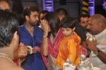 Shilpa Shetty, Raj Kundra at Isckon for janmashtami in Juhu, Mumbai on 17th Aug 2014 (311)_53f1a7e3125a0.JPG