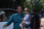 Vivek Oberoi at Isckon for janmashtami in Juhu, Mumbai on 17th Aug 2014 (25)_53f1a8e38c3a5.JPG