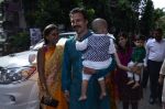 Vivek Oberoi, Priyanka Alva at Isckon for janmashtami in Juhu, Mumbai on 17th Aug 2014 (8)_53f1a92899f74.JPG