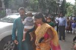 Vivek Oberoi, Priyanka Alva at Isckon for janmashtami in Juhu, Mumbai on 17th Aug 2014 (90)_53f1a92fe7705.JPG