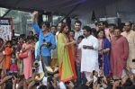 Bipasha Basu, Chunky Pandey at Ram Kadam Dahi Handi in Mumbai on 18th Aug 2014 (112)_53f310a23419b.JPG