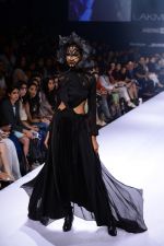 Model walk the ramp for Gen Next Show at Lakme Fashion Week Winter Festive 2014 Day 2 on 20th Aug 2014 (114)_53f467ed244c2.JPG