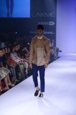 Model walk the ramp for Gen Next Show at Lakme Fashion Week Winter Festive 2014 Day 2 on 20th Aug 2014 (214)_53f4687160e38.JPG