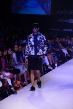 Model walk the ramp for Gen Next Show at Lakme Fashion Week Winter Festive 2014 Day 2 on 20th Aug 2014 (34)_53f4677f84484.JPG