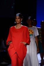 Model walk the ramp for Surendry at Lakme Fashion Week Winter Festive 2014 Day 2 on 20th Aug 2014  (102)_53f482c6737f1.JPG