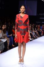 Model walk the ramp for Surendry at Lakme Fashion Week Winter Festive 2014 Day 2 on 20th Aug 2014  (20)_53f482543d6e4.JPG