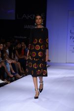 Model walk the ramp for Surendry at Lakme Fashion Week Winter Festive 2014 Day 2 on 20th Aug 2014  (62)_53f4828d634b9.JPG