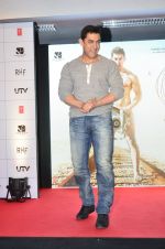 Aamir Khan at PK 2nd poster launch in Mumbai on 20th Aug 2014 (4)_53f58c45e81c9.JPG