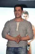 Aamir Khan at PK 2nd poster launch in Mumbai on 20th Aug 2014 (6)_53f58c8fa9d52.JPG