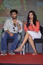 Deepika Padukone, Arjun Kapoor at Shake Your Bootiya Song Launch from the film Finding Fanny in Sheesha Sky Lounge on 21st Aug 2014  (67)_53f74f154d3dc.JPG