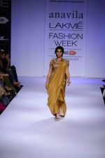 Konkona Sen Sharma walk the ramp for Alavila at Lakme Fashion Week Winter Festive 2014 Day 3 on 21st Aug 2014 (236)_53f73ec663d5d.JPG