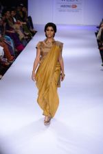 Konkona Sen Sharma walk the ramp for Alavila at Lakme Fashion Week Winter Festive 2014 Day 3 on 21st Aug 2014 (245)_53f73ed252d73.JPG