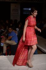 Model walk the ramp for Swati Vijaygarge at Lakme Fashion Week Winter Festive 2014 Day 3 on 21st Aug 2014 (44)_53f7425d1ca2f.JPG