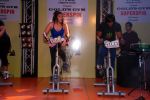 at Gold Gym Super Spin Contest in Bandra, Mumbai on 23rd Aug 2014 (103)_53f9d7dc7ab87.JPG