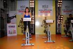 at Gold Gym Super Spin Contest in Bandra, Mumbai on 23rd Aug 2014 (25)_53f9d797bf10f.JPG