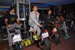 at Gold Gym Super Spin Contest in Bandra, Mumbai on 23rd Aug 2014 (87)_53f9d7ca61a75.JPG