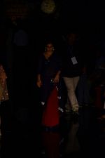 Kajol walk the ramp for Manish Malhotra at LFW 2014 Day 6 on 24th Aug 2014 (103)_53fb185a6960f.JPG