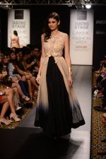 Model walk the ramp for Riddhi Mehra at LFW 2014 Day 6 on 24th Aug 2014 (315)_53fb1228ced6d.JPG