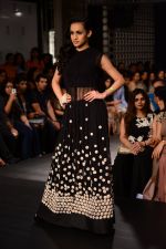 Model walk the ramp for Riddhi Mehra at LFW 2014 Day 6 on 24th Aug 2014 (333)_53fb123d22371.JPG