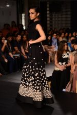 Model walk the ramp for Riddhi Mehra at LFW 2014 Day 6 on 24th Aug 2014 (334)_53fb123e1d5ab.JPG