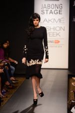 Model walk the ramp for Riddhi Mehra at LFW 2014 Day 6 on 24th Aug 2014 (336)_53fb12402b5de.JPG