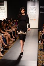 Model walk the ramp for Riddhi Mehra at LFW 2014 Day 6 on 24th Aug 2014 (338)_53fb12427b96c.JPG