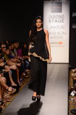 Model walk the ramp for Riddhi Mehra at LFW 2014 Day 6 on 24th Aug 2014 (346)_53fb124b5bcf5.JPG