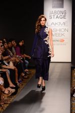 Model walk the ramp for Riddhi Mehra at LFW 2014 Day 6 on 24th Aug 2014 (355)_53fb1254d4cfb.JPG