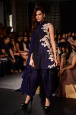Model walk the ramp for Riddhi Mehra at LFW 2014 Day 6 on 24th Aug 2014 (358)_53fb12588db12.JPG