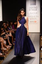 Model walk the ramp for Riddhi Mehra at LFW 2014 Day 6 on 24th Aug 2014 (375)_53fb126ac63f2.JPG